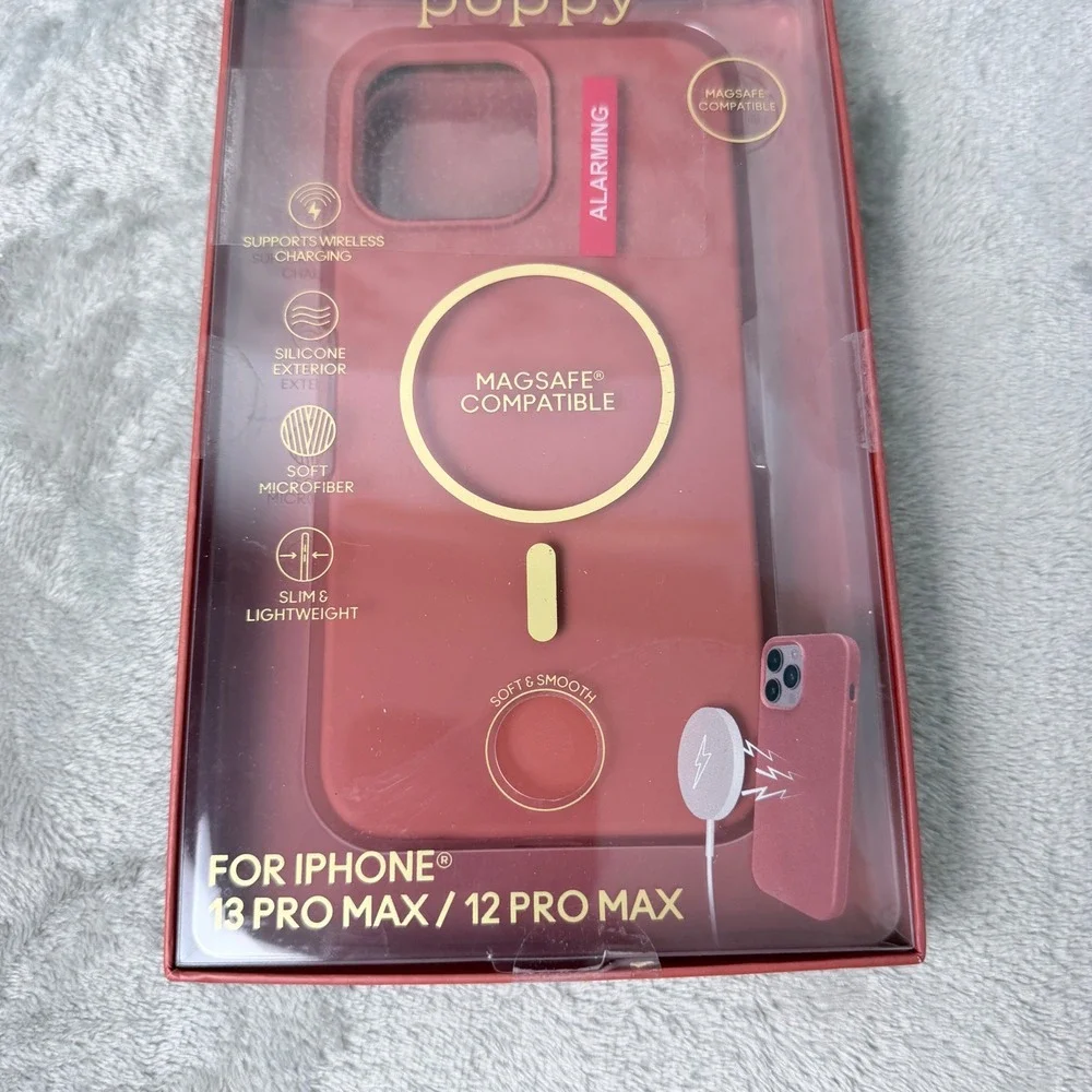 XO Poppy Silicone Phone Case Unisex iPhone 13/12 Pro Max Red MagSafe Alarming